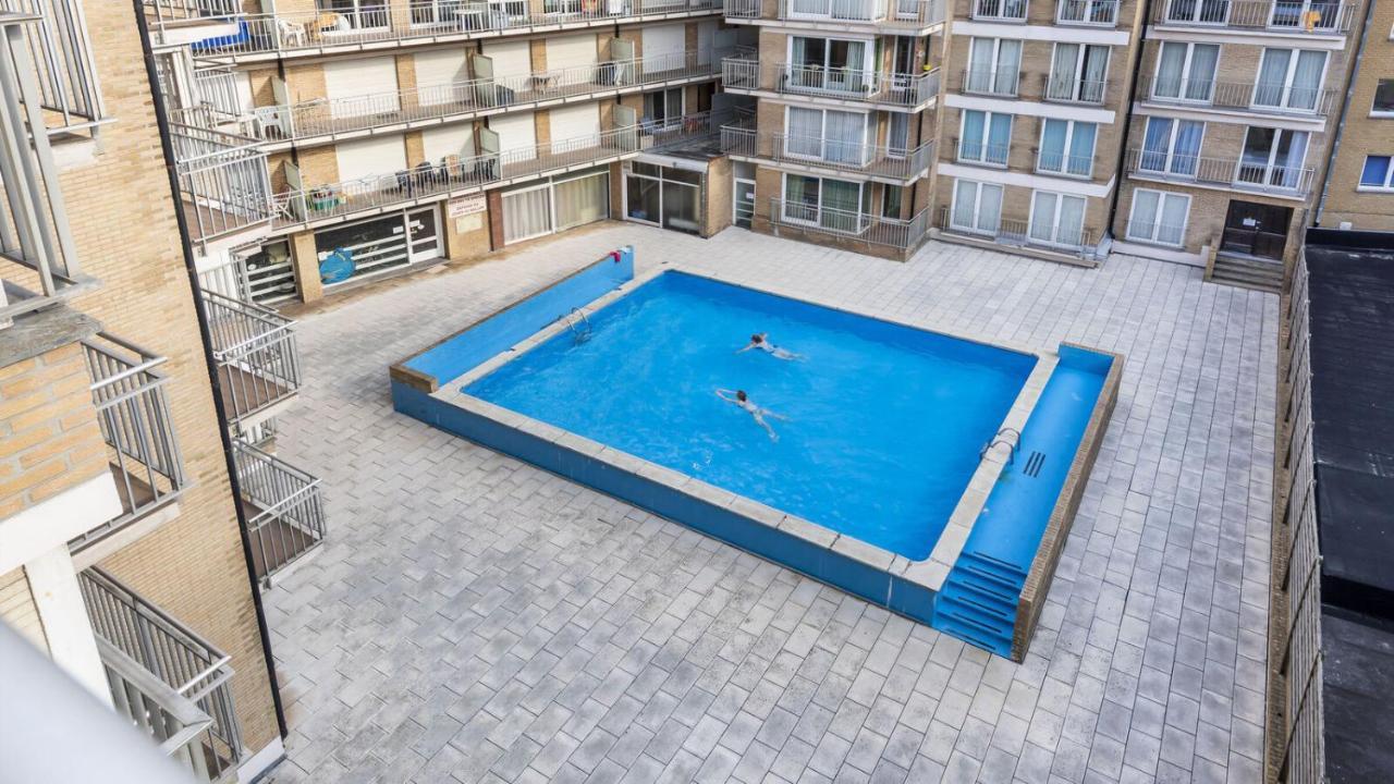 Zonnig En Gezellig Appartement Met Zijdelings Zeezicht En Zwembad In 코크시데 외부 사진